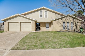 8805 Main St North Richland Hills, TX 76182